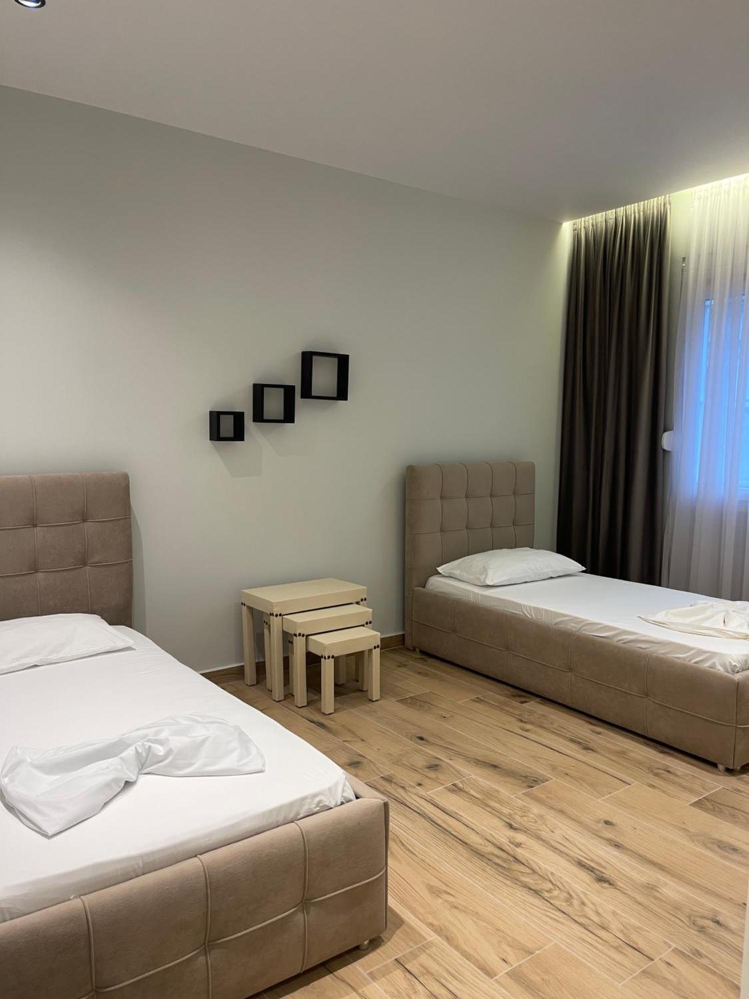 Leonard's Appartement Durrës